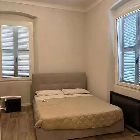 Apartment Piazza San Giorgio 4